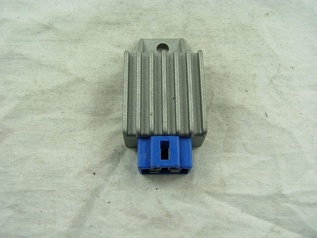 12V 4-pin rectifier regulator for 50cc to 125cc dirt bikes, compatible with ChinesePartsUSA brand motorcycle parts.