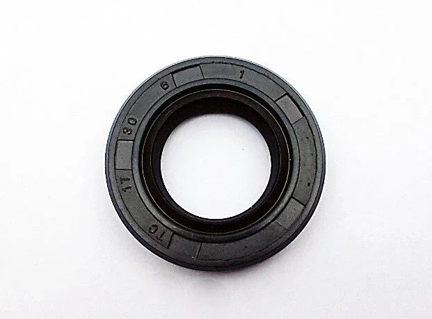 17x30x5 oil seal for GY6 50cc crankcase engine, ChinesePartsUSA parts category, used for engine sealing and maintenance.