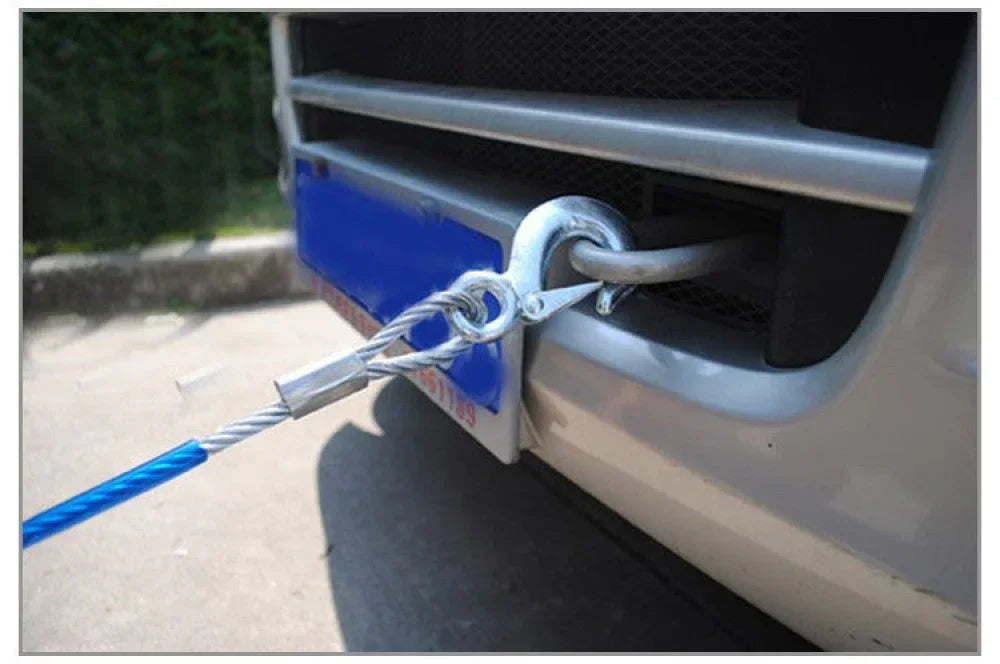 4M 5-ton steel tow rope with PVC jacket and drop-forged steel hooks, designed for heavy-duty vehicle towing and recovery.