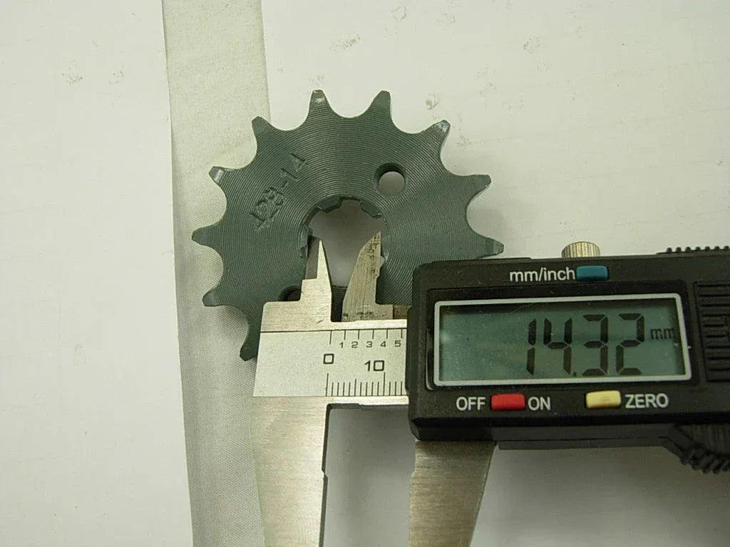 Dirt bike 428H sprocket chain with front and rear wheels, compatible with off-road motorcycle parts, shown on white background.