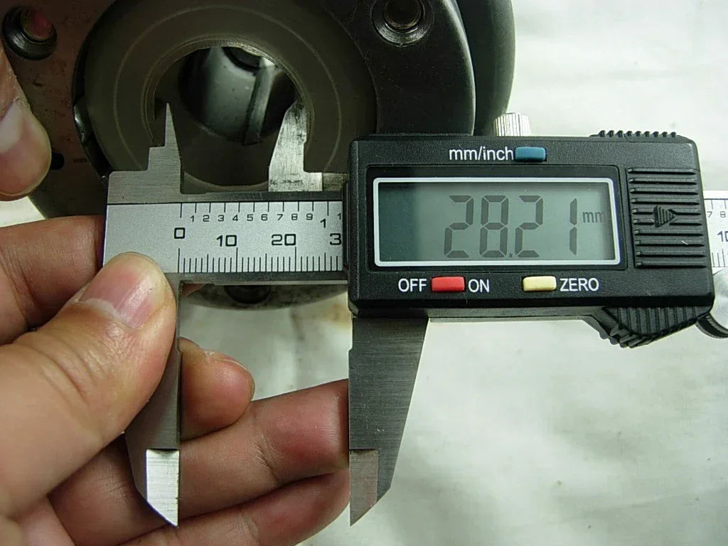 8 magneto rotor for 150cc, 200cc, and 250cc dirt bikes, compatible with various off-road motorcycle models.