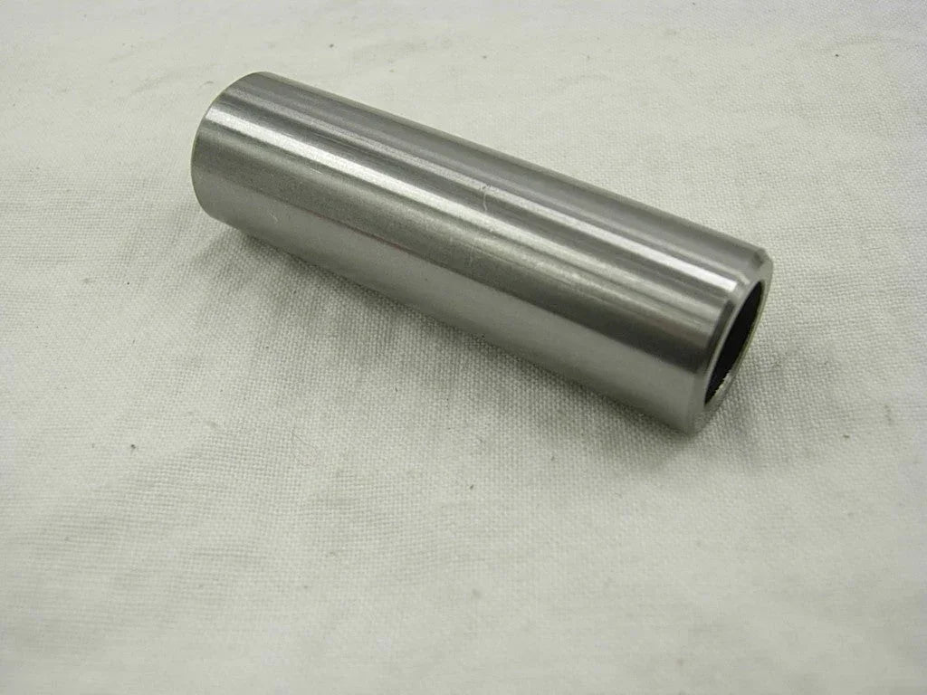 Dirt bike piston pin for CG250cc 250cc engine, metal component part for motorcycle engine repair or replacement.