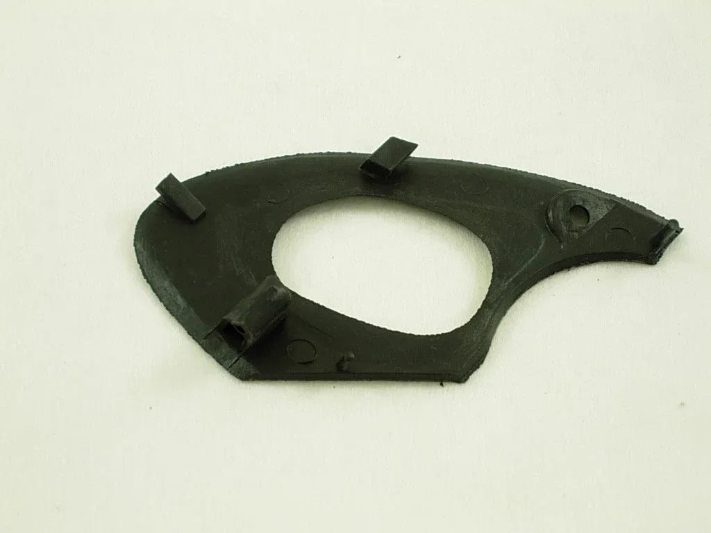 Right side brake handle trim for GY6 125cc scooter, black plastic part, designed to fit GY6 125cc engine models.
