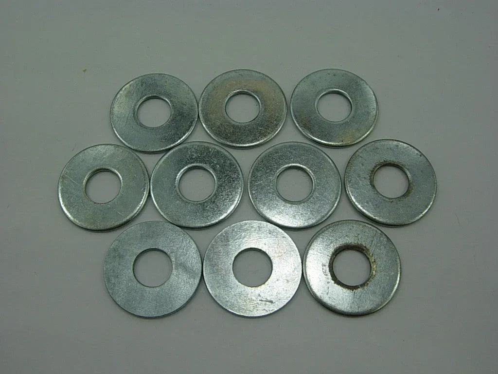 Set of 10 Q10x28 washers, small metal parts for machinery, shown in a clear image with multiple washers together.