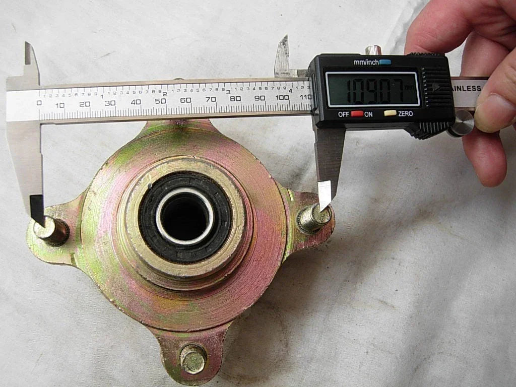 Wheel hub assembly for 150CC-250CC motorcycle parts, featuring a sturdy design and precision engineering.