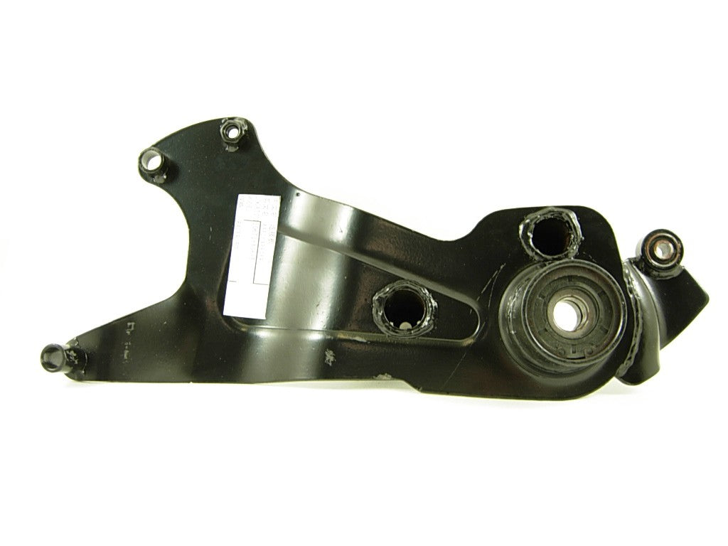 Axle Carrier Exhaust Hanger Bracket GY6 125CC - ChinesePartsPro