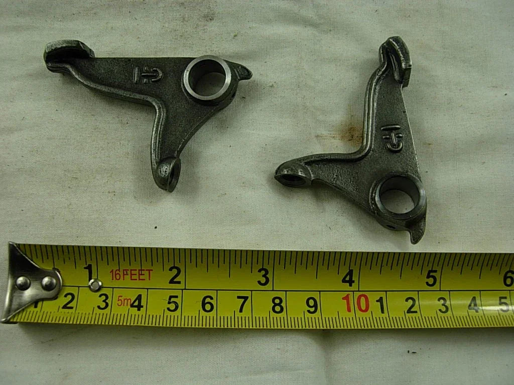 Lower rocker arm for CG150, CG200, CG250 dirt bikes, compatible with 150cc, 200cc, 250cc models, by ChinesePartsUSA.