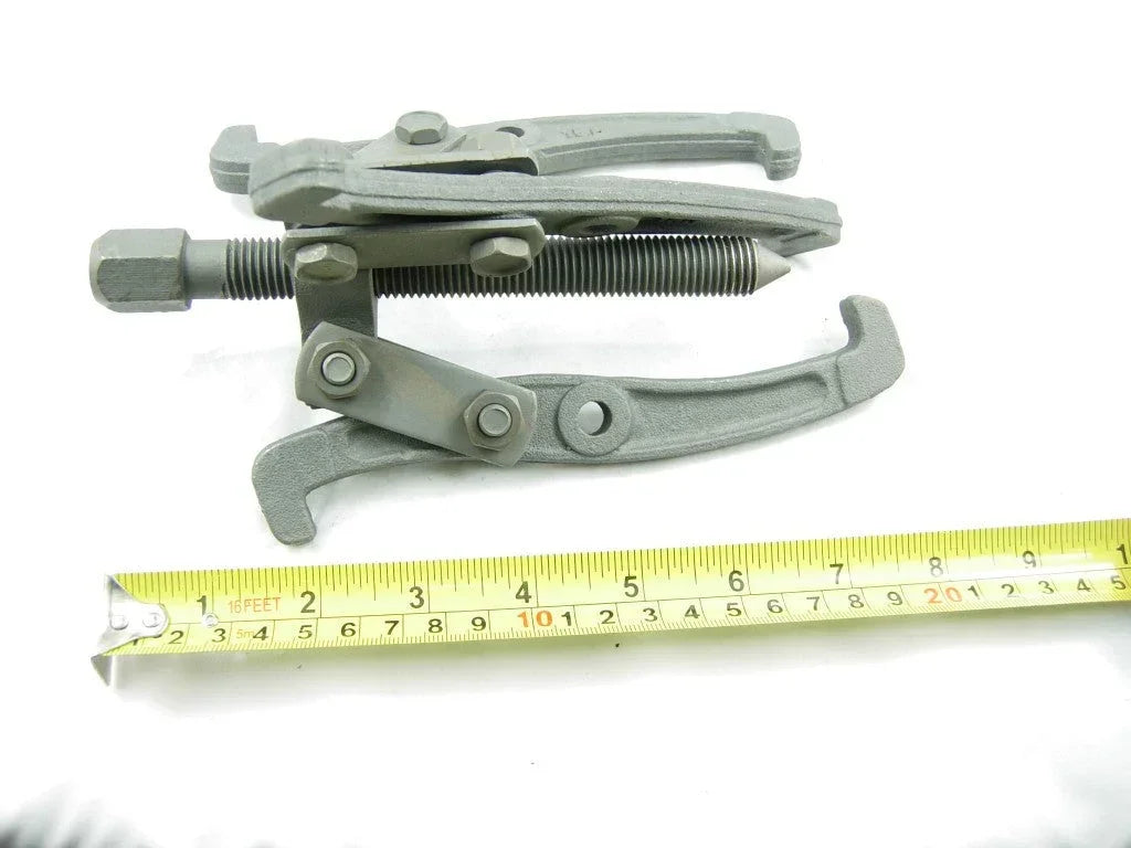 3 claw puller for bearing removal on GY6 50cc, 125cc, 150cc engines, used as a repair tool for ChinesePartsUSA.