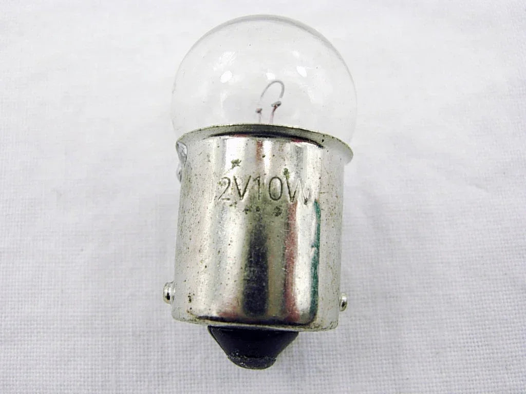 Set of 10 12V 10W BA15S clear bulbs for 50cc GY6 lights, compatible with ChinesePartsUSA motorcycle parts.