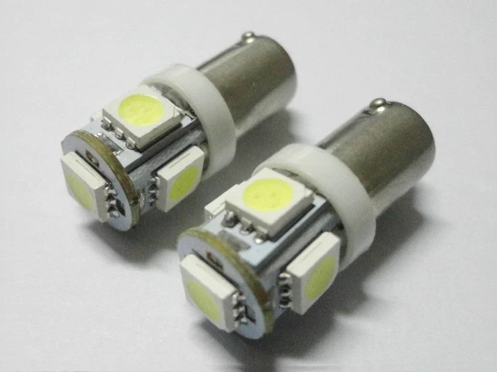 White 5050 LED bulb for car interior and license plate lighting, compatible with 12V vehicles by ChinesePartsUSA.