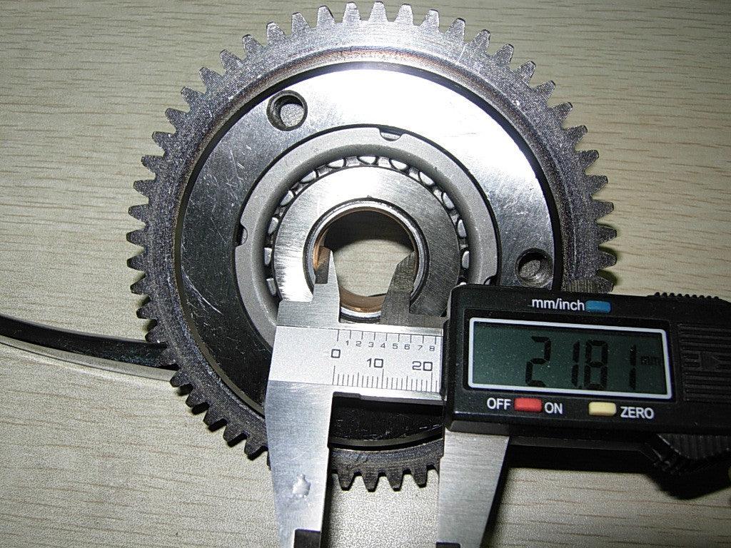 Overrun Starter Drive Clutch Assembly for CG200-250cc dirt bike parts, featuring metal and durable construction.