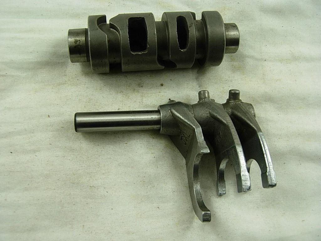 Shift cam assembly for CG150, 200cc, 250cc dirt bike, includes metal components for engine performance and durability.