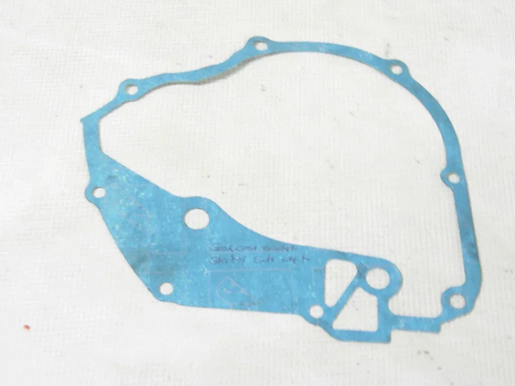 250cc right crankcase cover gasket for CF250 motorcycle, vendor-unknown engine parts featuring durable rubber material.