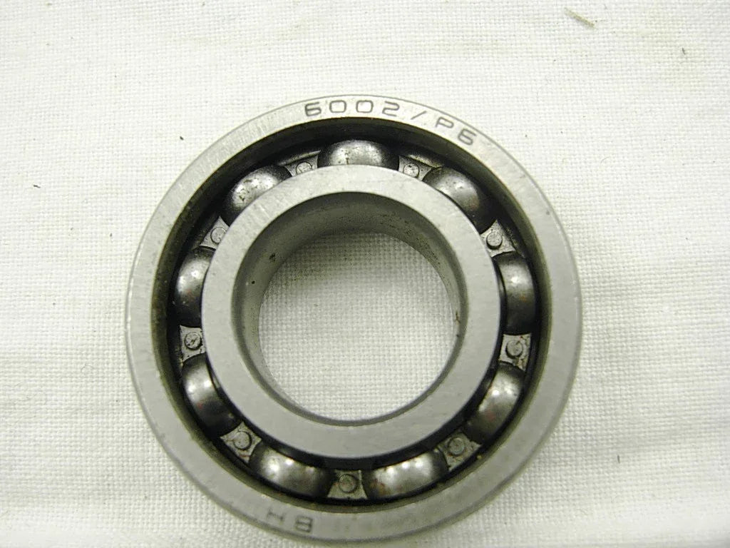 Metal camshaft bearing 6002 P6 for 250cc motorcycle or scooter engine